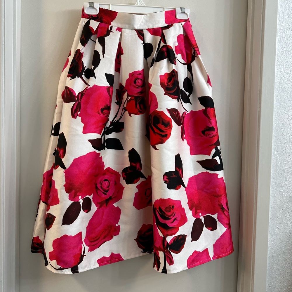 Chicwish Floral Midi Skirt Size XS